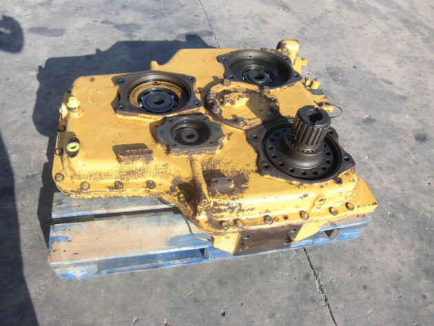 KOMATSU   PC1000SE1  21N-38-00023 - CAJA DE TRANSFERENCIAS