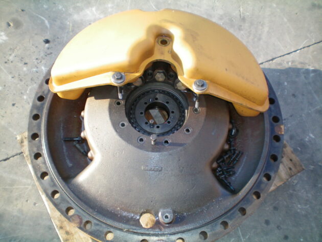 CATERPILLAR   D10   - CONJUNTO DE FRENOS DE GIRO - Imagen 4