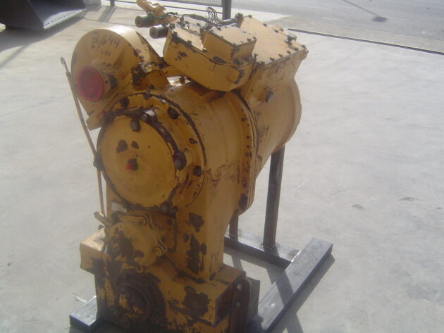 CATERPILLAR   D250E  118-2282 - SERVOTRANSMISIÓN - Imagen 6