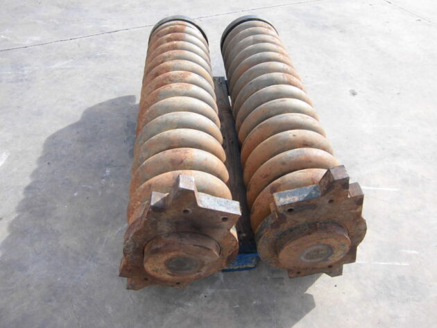 KOMATSU   PC11006  21N-30-34150 - MUELLE TENSOR DE CADENA - Imagen 2