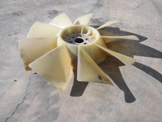 KOMATSU   PC11006  600-625-7620 - ASPAS DEL VENTILADOR DEL INTERCOOLER - Imagen 2