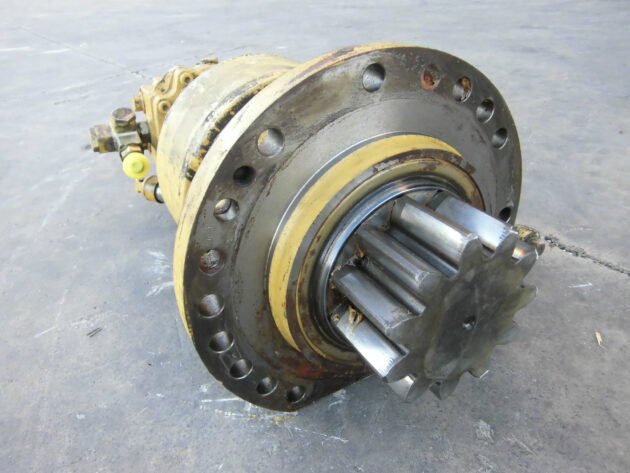 KOMATSU   PW1306  203-26-00120 - REDUCTOR DE GIRO - Imagen 2