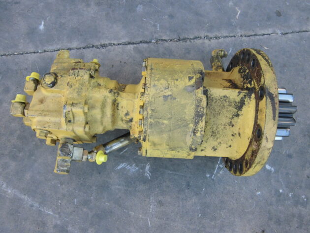 KOMATSU   PW1306  706-73-01121 - MOTOR DE GIRO - Imagen 5