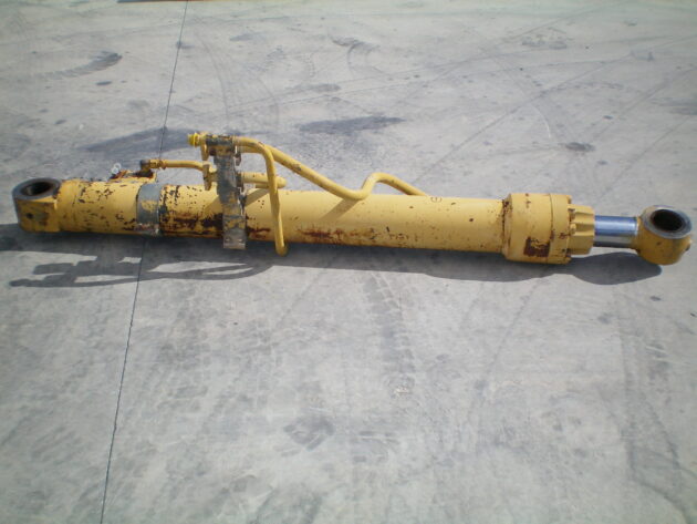 CATERPILLAR   330L  7Y-4906 * - BOTELLA DE ELEVACIÓN PLUMA - Imagen 2