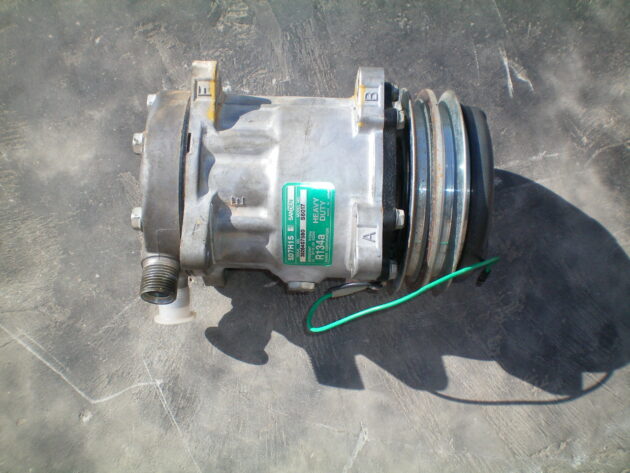 CATERPILLAR   330L  3E-3658 - COMPRESOR DE AIRE