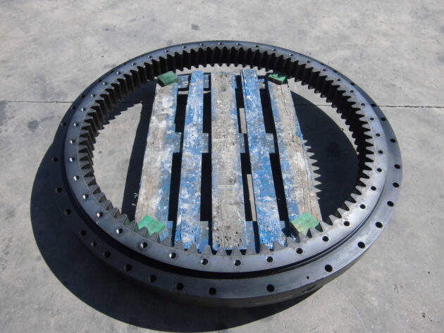 CATERPILLAR   330L  7Y-0933 - CORONA DE GIRO