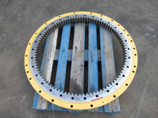 KOMATSU   PW170ES6K  21P-25-K1100 - CORONA DE GIRO