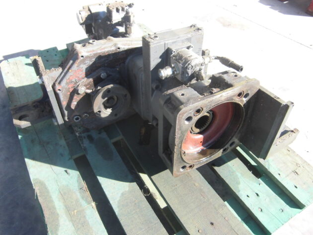 KOMATSU  PW170ES-6K  20G-60-K3880 - MOTOR DE TRANSLACIÓN DELANTERO - Imagen 5