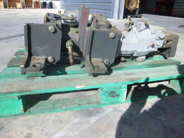 KOMATSU  PW170ES-6K  20G-60-K3880 - MOTOR DE TRANSLACIÓN DELANTERO - Imagen 6