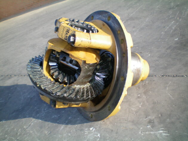 CATERPILLAR   IT18B  7V-2178 - GRUPO DIFERENCIAL TRASERO - Imagen 2