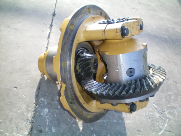 CATERPILLAR   IT18B  7V-2178 - GRUPO DIFERENCIAL TRASERO