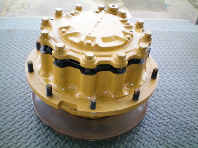 CATERPILLAR   IT18B  5V-9361 - REDUCCIÓN COMPLETA CON BUJE Y DISCO DE FRENO - Imagen 4