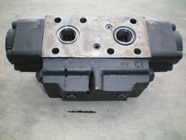 CATERPILLAR   345BL  111-9993 - LIMITADOR DE VELOCIDAD DEL MOTOR DE TRANSLACIÓN - Imagen 3