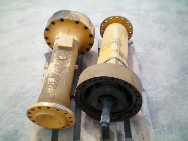 KOMATSU  WA320-3  419-23-23212 / 419-23-23222 - MANGÓN DIFERENCIAL TRASERO COMPLETO - Imagen 3