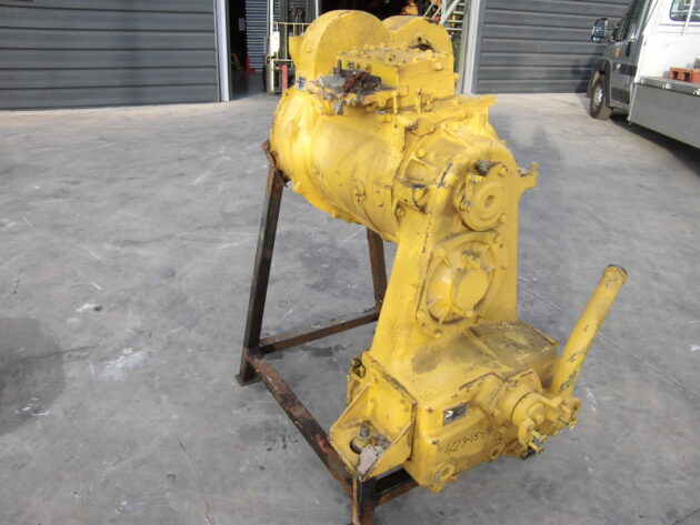 KOMATSU   WA3801  423-15-00013 - SERVOTRANSMISIÓN - Imagen 4