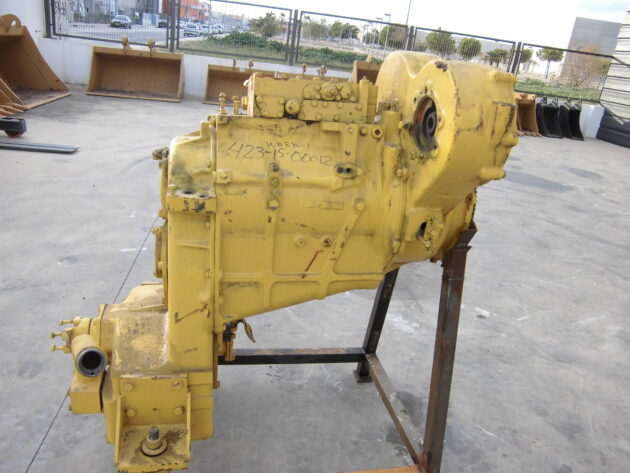 KOMATSU   WA3801  423-15-00013 - SERVOTRANSMISIÓN - Imagen 7