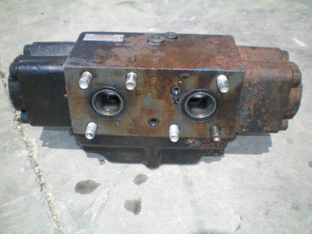 CATERPILLAR   345BL  111-9993 - LIMITADOR DE VELOCIDAD DEL MOTOR DE TRANSLACIÓN - Imagen 2