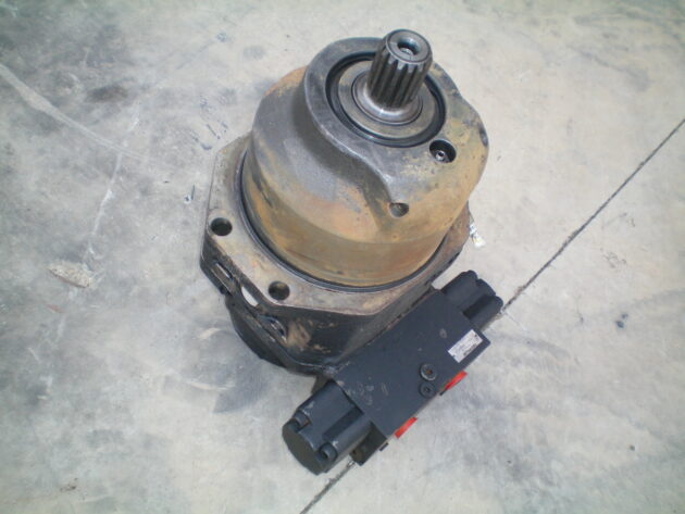 CATERPILLAR   345BL  137-3791 - MOTOR DE TRANSLACIÓN - Imagen 4
