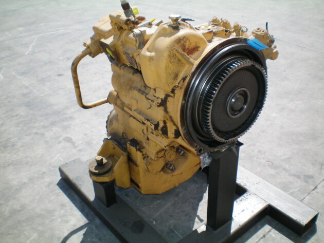 CATERPILLAR   928G  116-4860 - SERVOTRANSMISIÓN CON BOMBAS