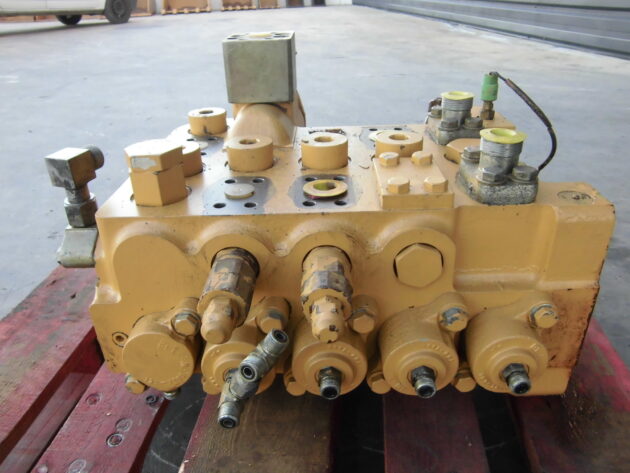 CATERPILLAR   345BL  165-9586 - DISTRIBUIDOR DE 5 CARRETES - Imagen 4