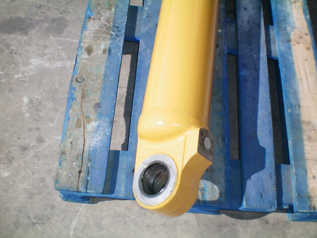 CATERPILLAR   950F  1U-1147 / 1U-1148 - BOTELLA DE ELEVACIÓN PALA - Imagen 4