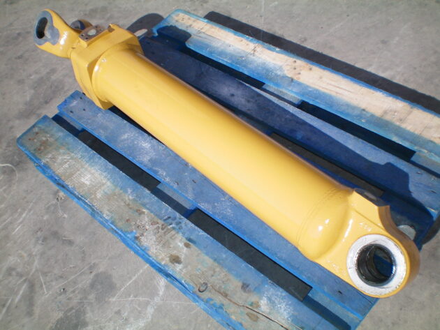 CATERPILLAR   950F  1U-1147 / 1U-1148 - BOTELLA DE ELEVACIÓN PALA