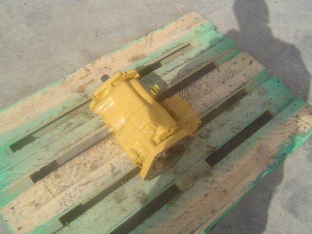 CATERPILLAR  950G  167-0994 - BOMBA DE DIRECCIÓN