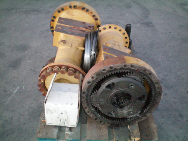 CATERPILLAR   950G  127-5092 - MANGÓN DELANTERO CON PISTONES Y PIÑÓN CENTRAL