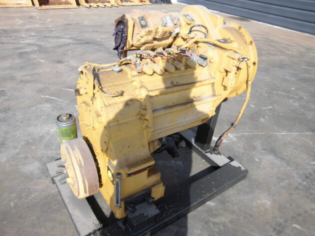 CATERPILLAR   962G  141-2388 / 6Y-1087 - SERVOTRANSMISIÓN CON CONVERTIDOR Y BOMBA - Imagen 4