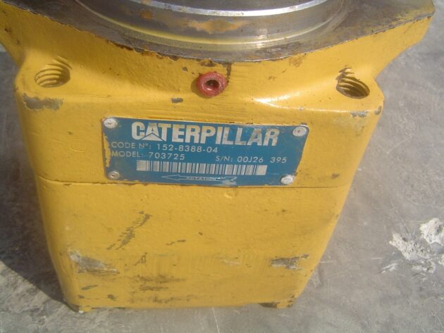 CATERPILLAR  963C  152-8388 - BOMBA HIDRÁULICA DE PALA - Imagen 4