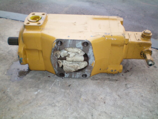 CATERPILLAR  966D  1U-2220 - BOMBA HIDRÁULICA DE EQUIPOS Y DIRECCIÓN - Imagen 5