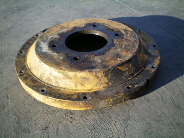 CATERPILLAR   350L  7Y-1998 - ENVOLVENTE BOMBA HIDRAULICA PRINCIPAL - Imagen 4