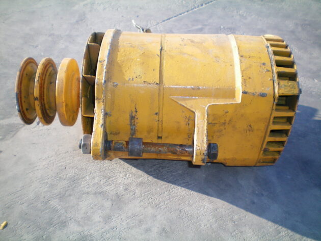 CATERPILLAR   350L  100-5045 / 100-5046 - ALTERNADOR - Imagen 2
