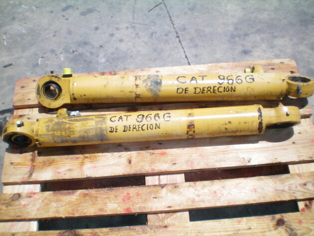 CATERPILLAR  966G - 135-4688 - STEERING CYLINDER - Image 4