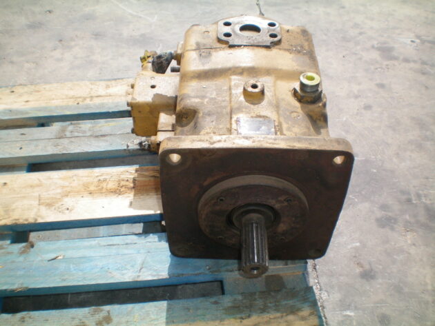 CATERPILLAR   350L  105-7281 - BOMBA DE GIRO - Imagen 2