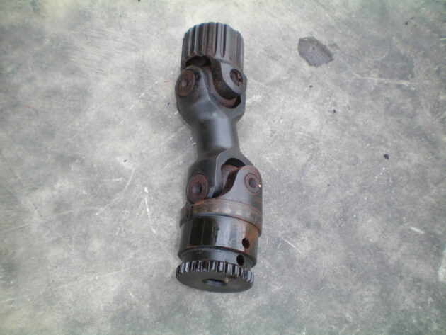 CATERPILLAR  973 - 9T-6526 * - TRAVEL MOTOR SHAFT - Image 2