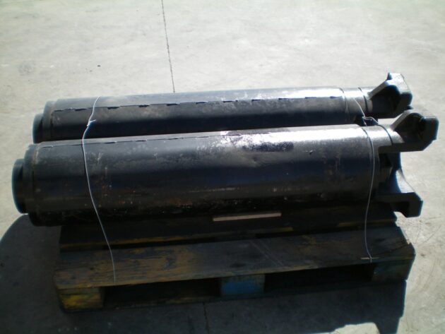 CATERPILLAR   365BL  136-2431 - MUELLE TENSOR DE CADENA - Imagen 2