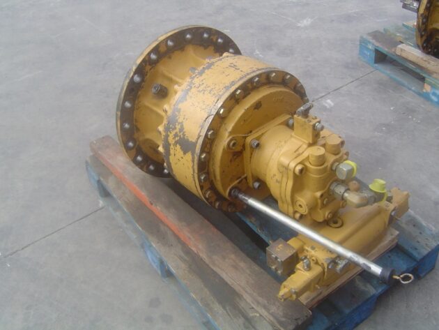 CATERPILLAR   375ME  102-6430 - REDUCTOR DE GIRO CON MOTOR - Imagen 6