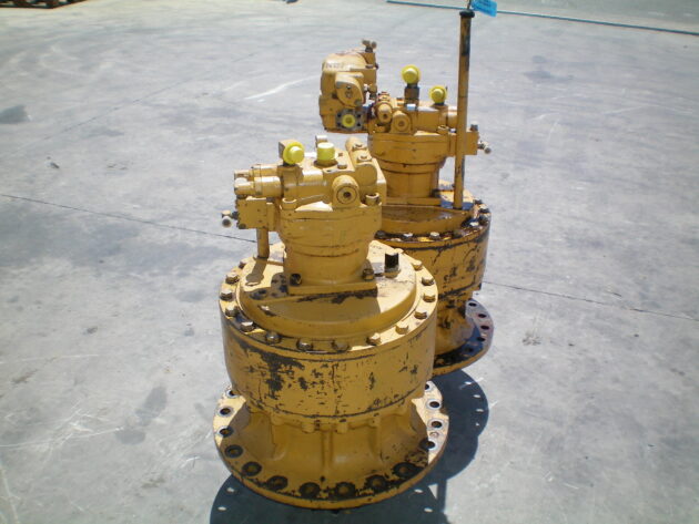 CATERPILLAR  375ME  7I-7618 - REDUCTOR DE GIRO (PIÑÓN EN MAL ESTADO) - Imagen 2