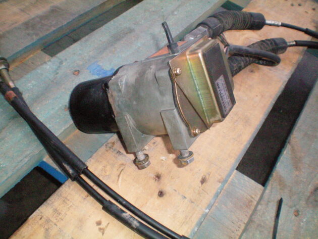 CATERPILLAR   375ME  7Y-5468 - MOTOR DE ACELERACIÓN CON CABLES