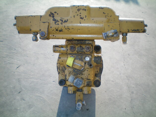 CATERPILLAR  375ME  105-7275 - MOTOR DE GIRO TRASERO - Imagen 3