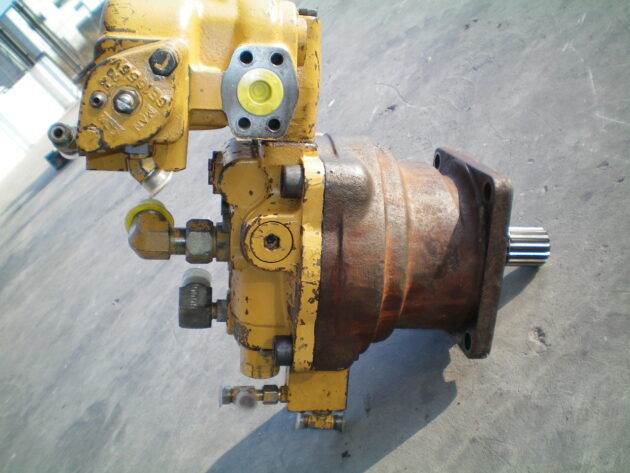 CATERPILLAR  375ME  105-7275 - MOTOR DE GIRO TRASERO - Imagen 4