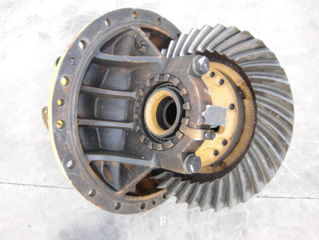 KOMATSU   WA4701  421-22-11090 - GRUPO DIFERENCIAL DELANTERO - Imagen 2