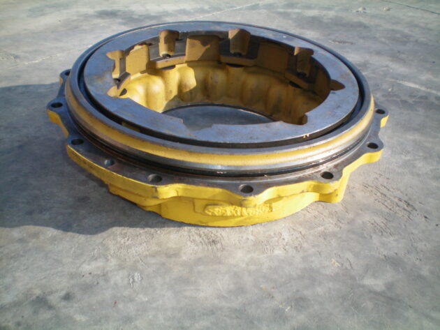 KOMATSU   WA4703H  421-33-11151 / 421-33-11140 - TAPA DE MANDO FINAL - Imagen 4