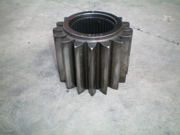 CATERPILLAR   980C  8V-5212 - PIÑÓN CENTRAL REDUCCIÓN - Imagen 2