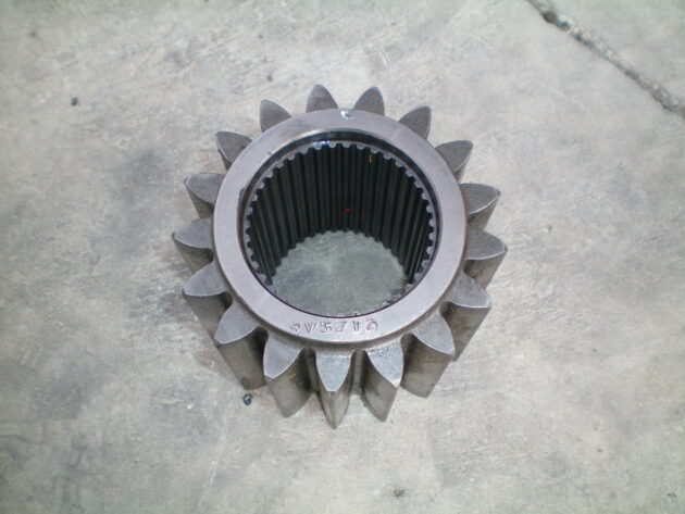 CATERPILLAR   980C  8V-5212 - PIÑÓN CENTRAL REDUCCIÓN