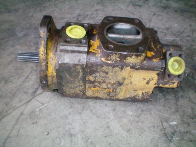 CATERPILLAR  988  7J-0592 - BOMBA HIDRÁULICA PRINCIPAL