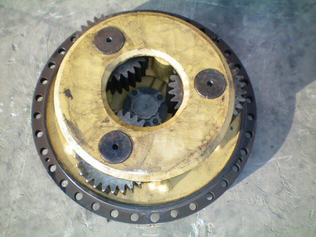 CATERPILLAR   988B  3V-5953 - TAPA REDUCTORA - Imagen 2