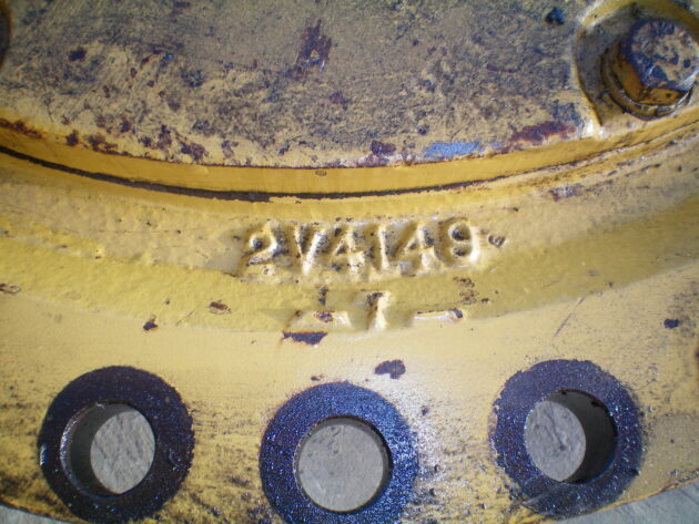 CATERPILLAR   988B  3V-5953 - TAPA REDUCTORA - Imagen 4