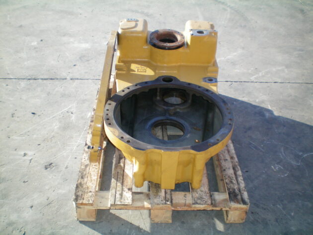 CATERPILLAR   988B  1P-4079 - TAPA DE CAJA DE TRANSFERENCIAS - Imagen 3